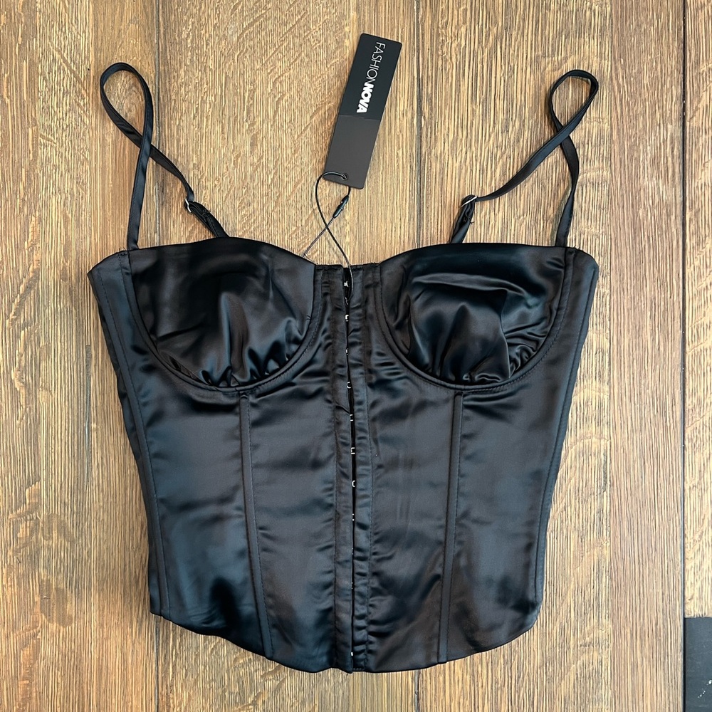Fashion Nova top